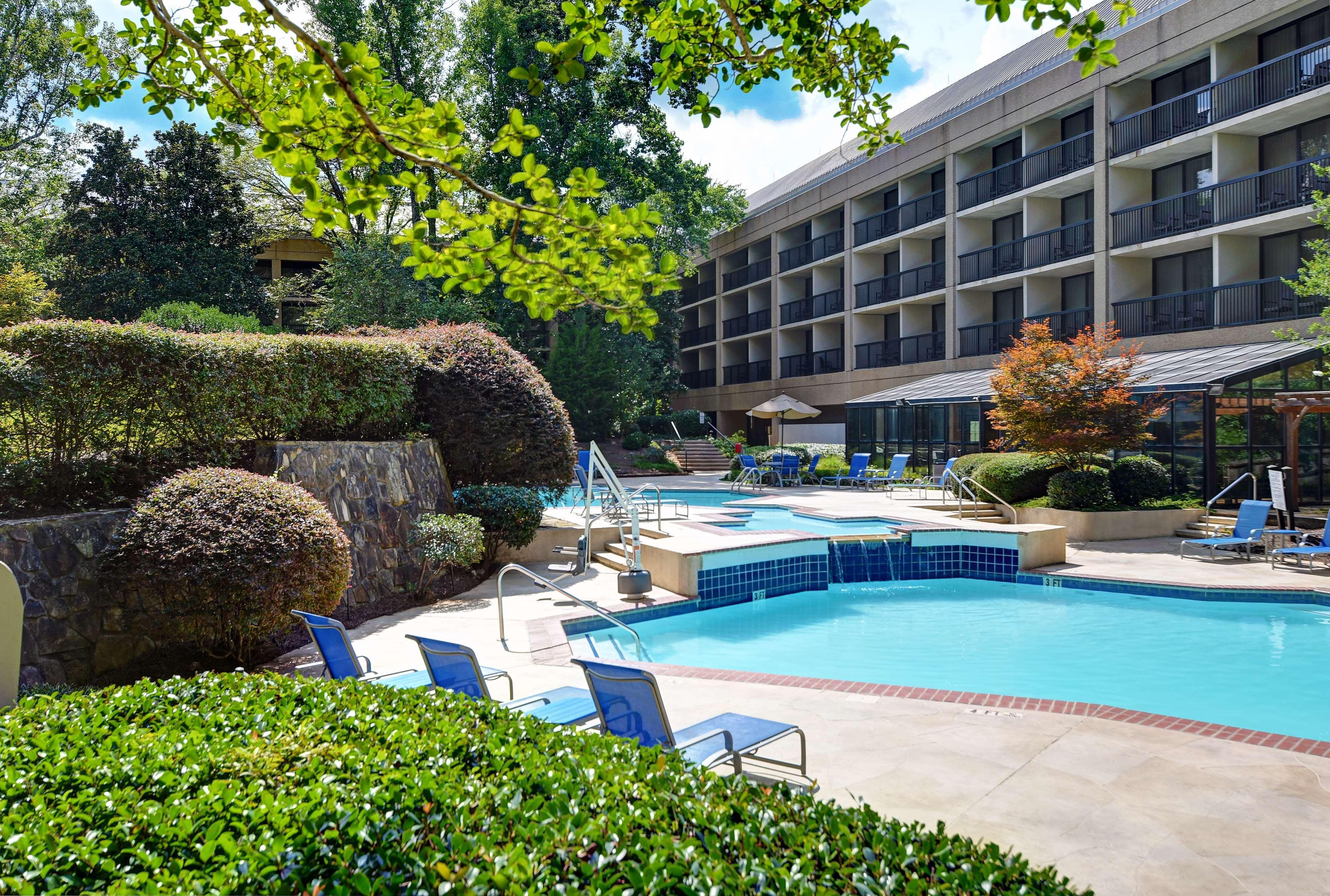 Hilton Peachtree City Atlanta Hotel & Conference Center Exterior photo